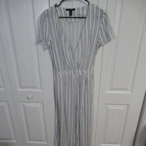 Forever 21 Pants - NWOT Forever 21 Jumpsuit